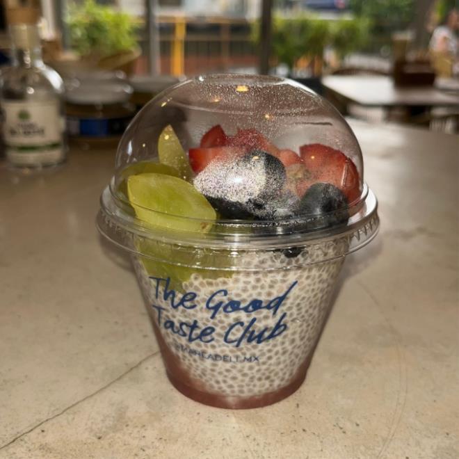 PUDIN CHIA Y FRUTOS