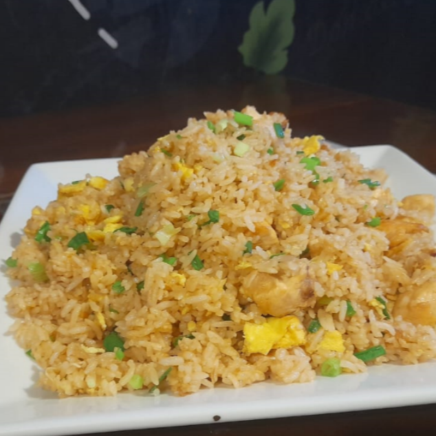 Arroz Chaufa de Pollo.