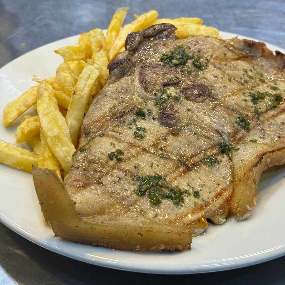 Chuleta de Cerdo a la Parrilla