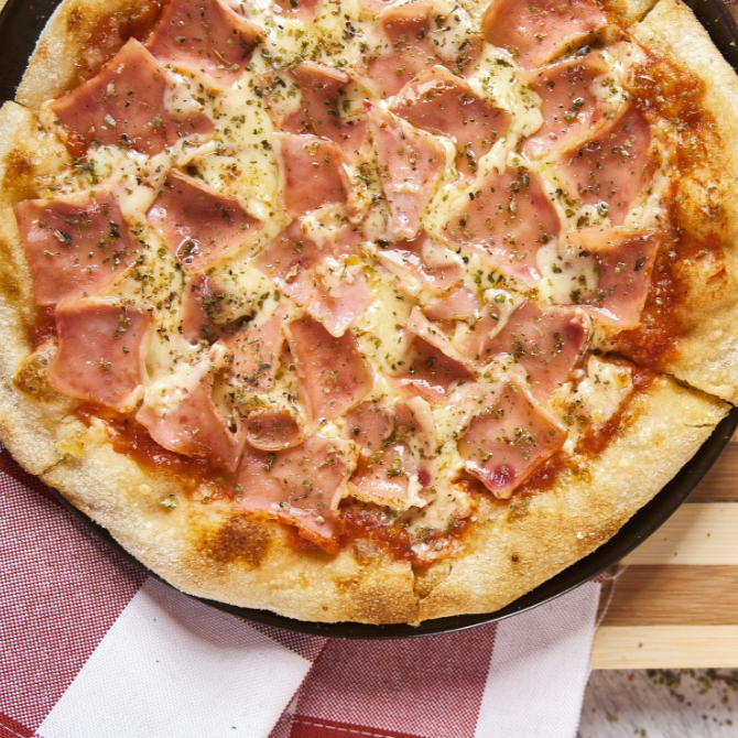 Pizza Clásica de Jamón