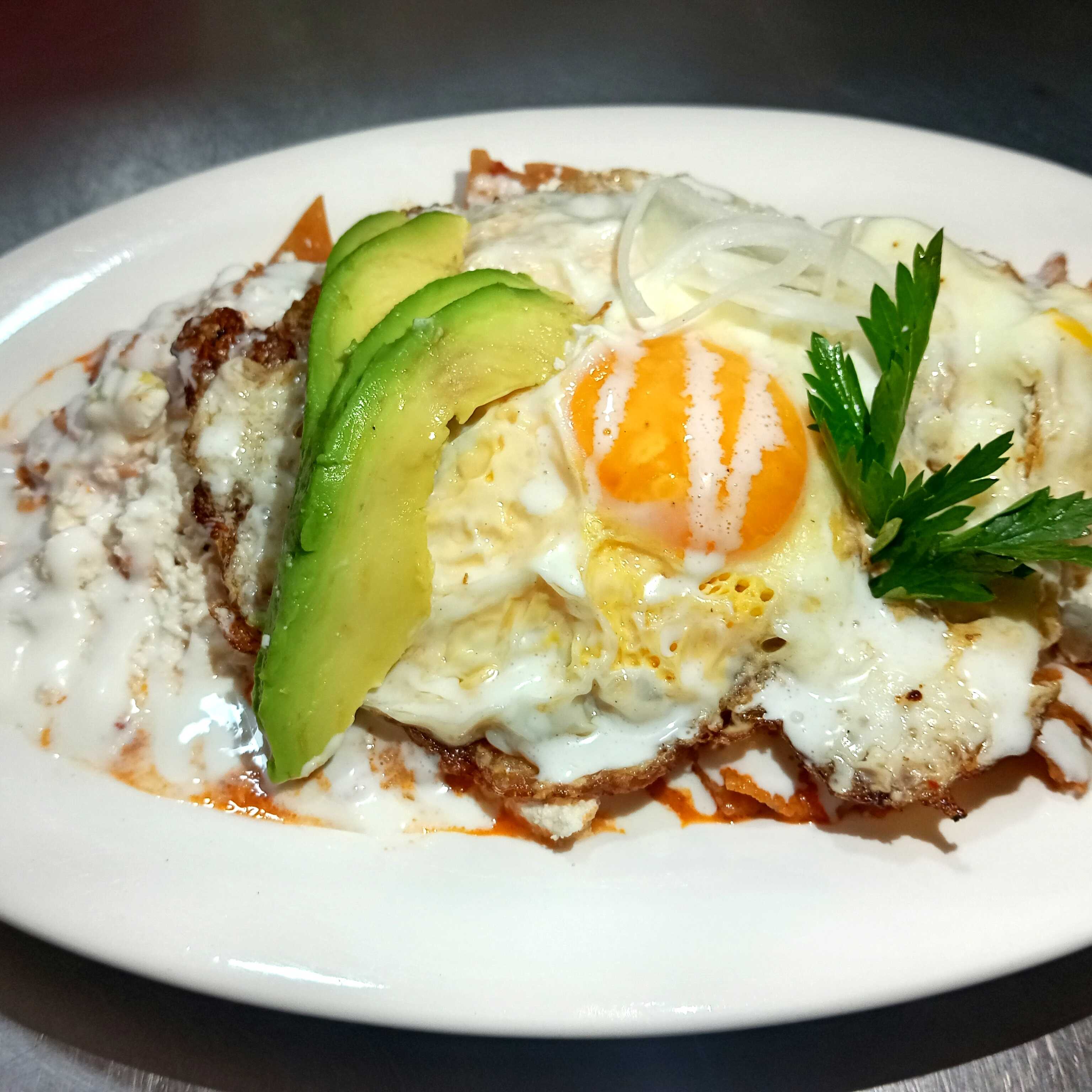 Chilaquiles con  Huevo