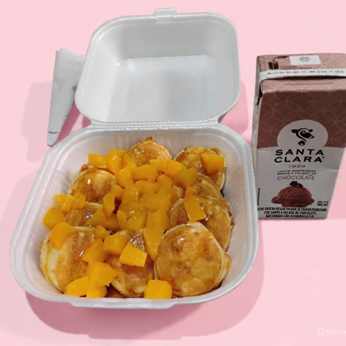 Combo 15 Mini Hot Cakes + 1 Lechita