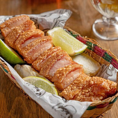 Picada de Chicharrón al Barril X 200 G..
