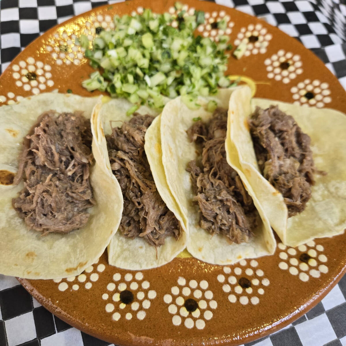Tacos de Barbacoa de Lengua en Harina