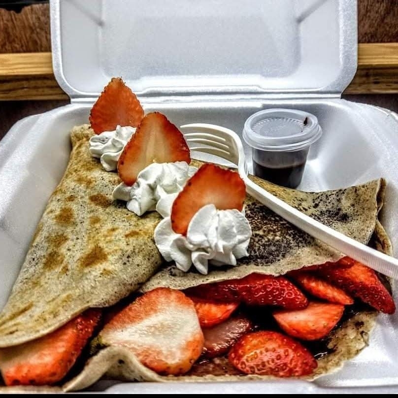 Crepa con Nutella, helado y fesas