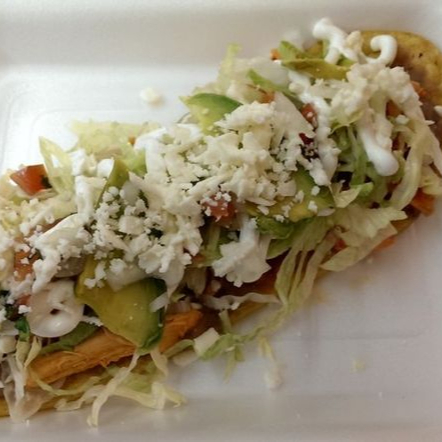 Huaraches de Pollo