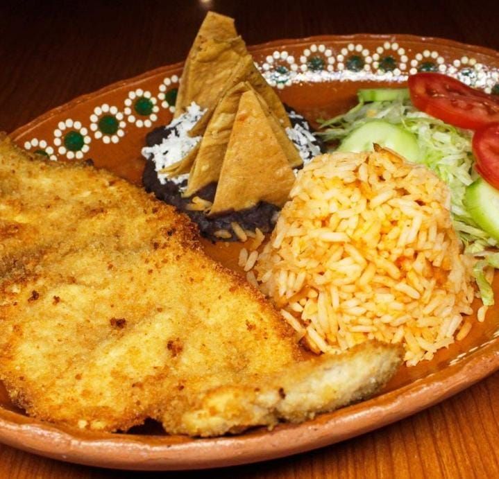 Milanesa De Pollo + Bebida