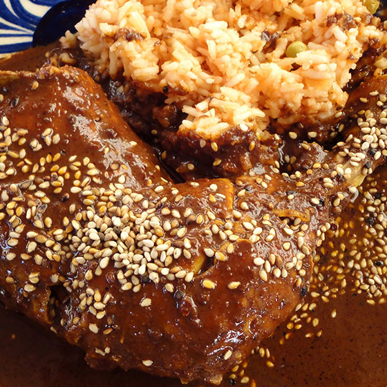Pollo en Mole