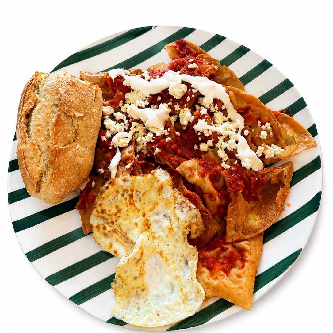 CHILAQUILES ROJOS