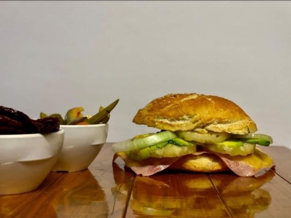 Cemita Hawaiana