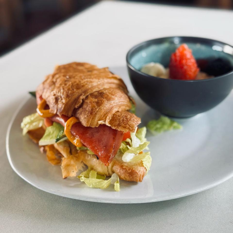 Croissant Ham & Cheesse