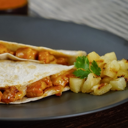Gringa de Pollo con Piña