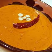 Salsa roja de chile de arbol.