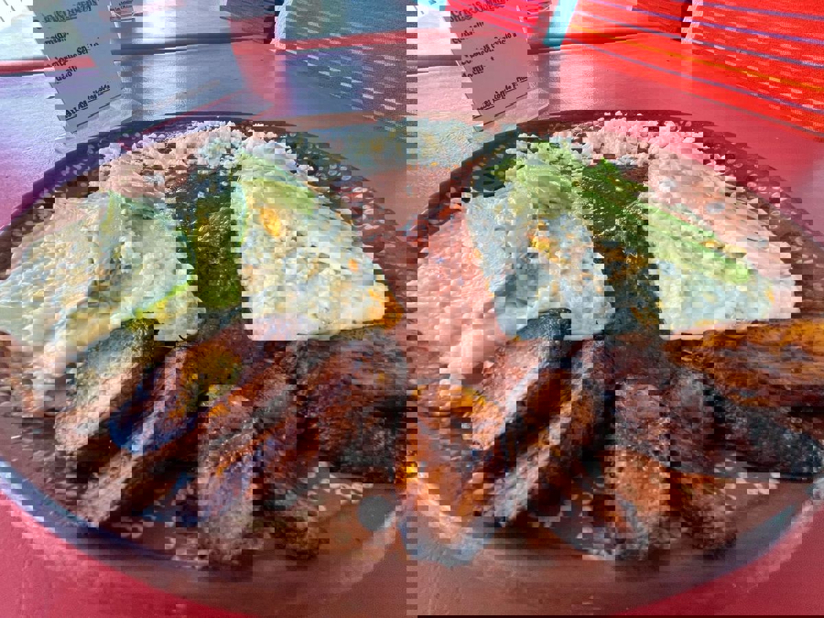 Huevos Motuleños