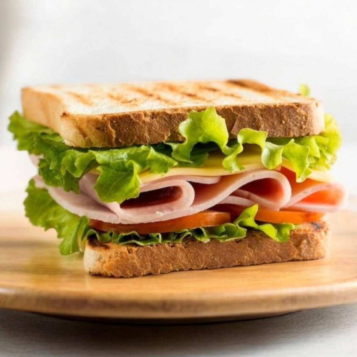 Sandwich de Jamon y Queso