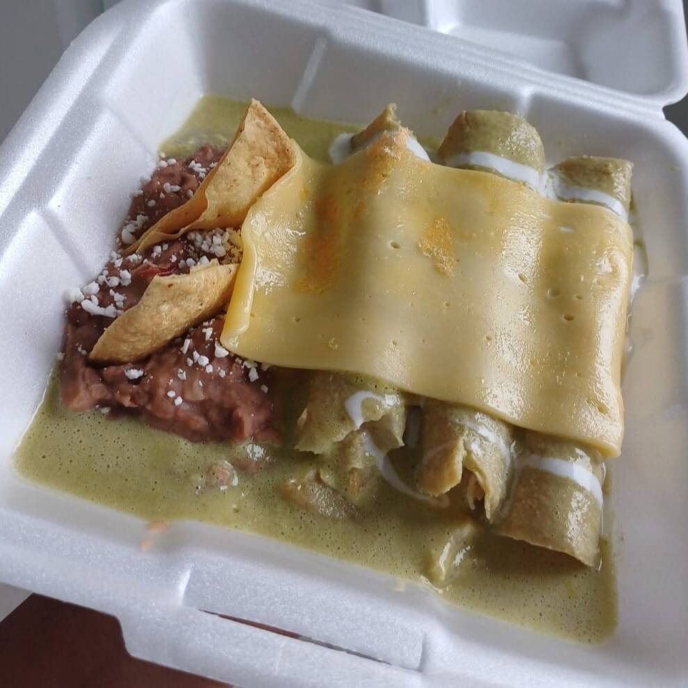ENCHILADAS SUIZAS CON POLLO