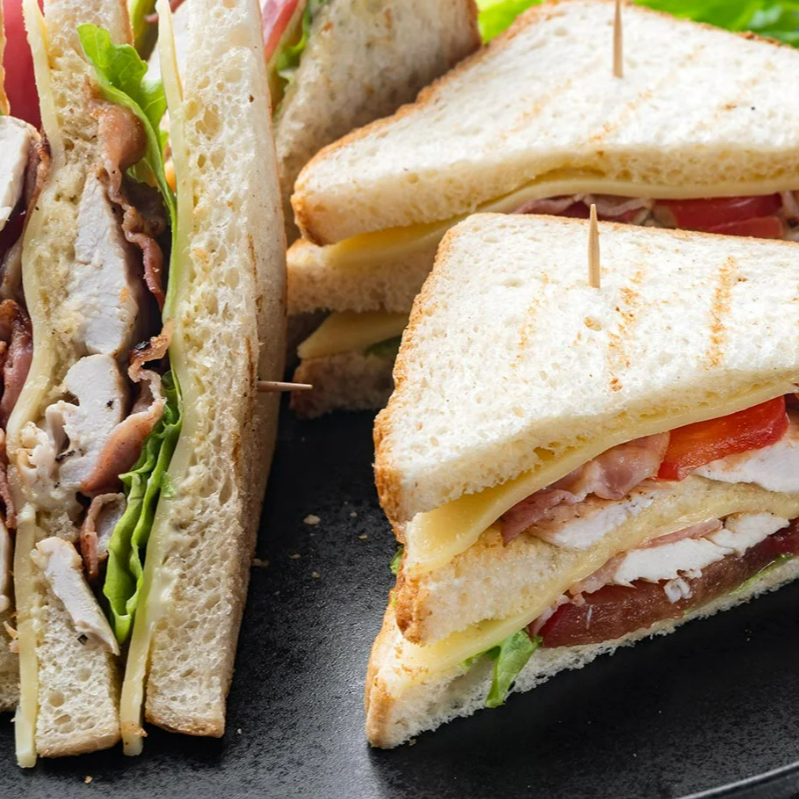 Sándwich con Carne a la Plancha