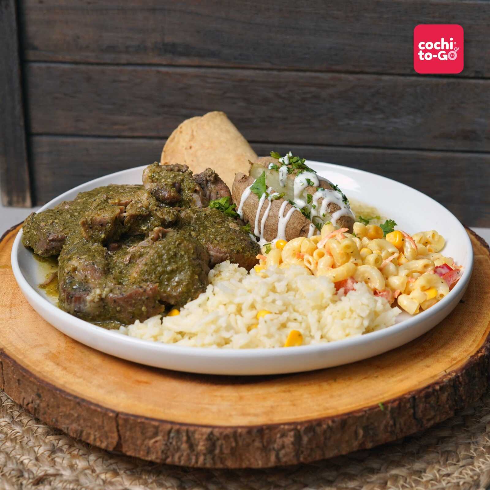Cabeza de Lomo en Salsa Verde con Papa al Horno