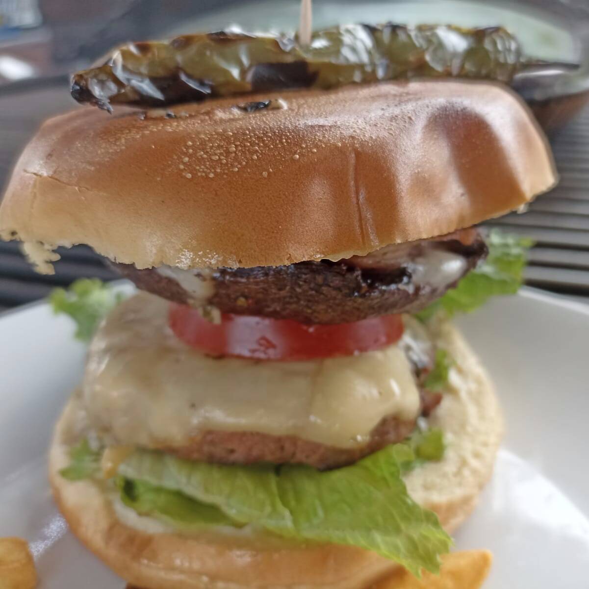 Hamburguesa PortoBurger con Papas a la Francesa