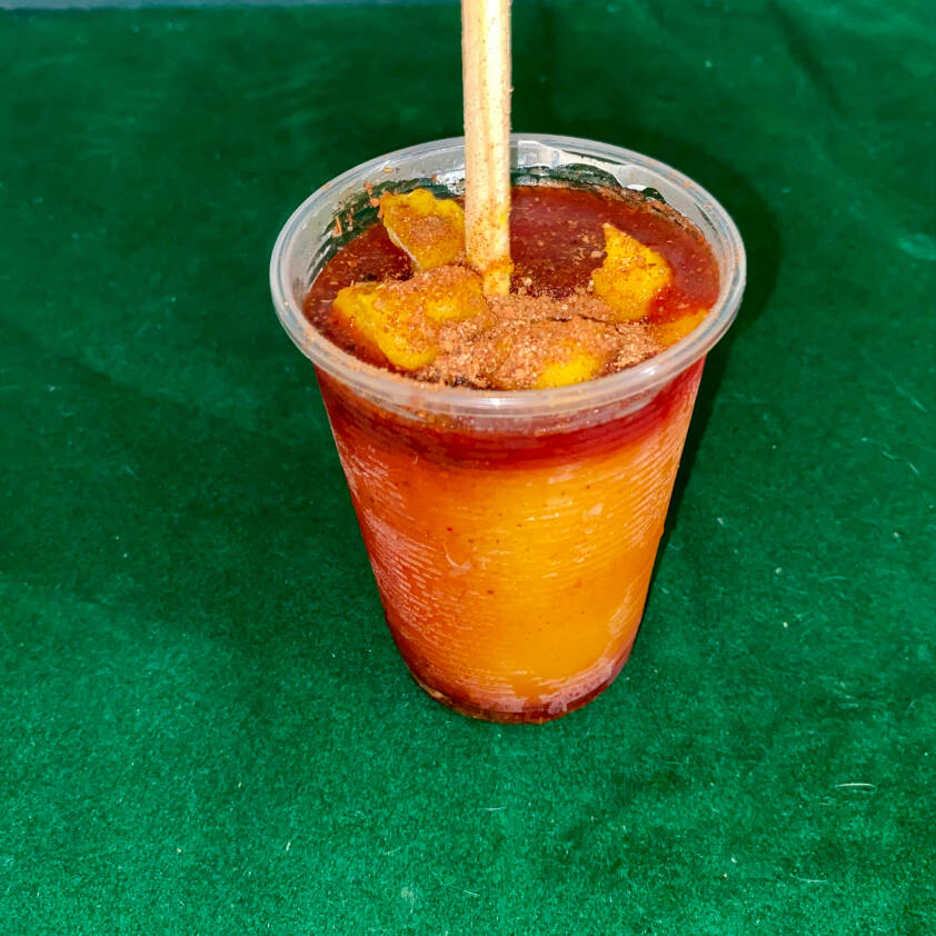 Mangadas con Chamoy