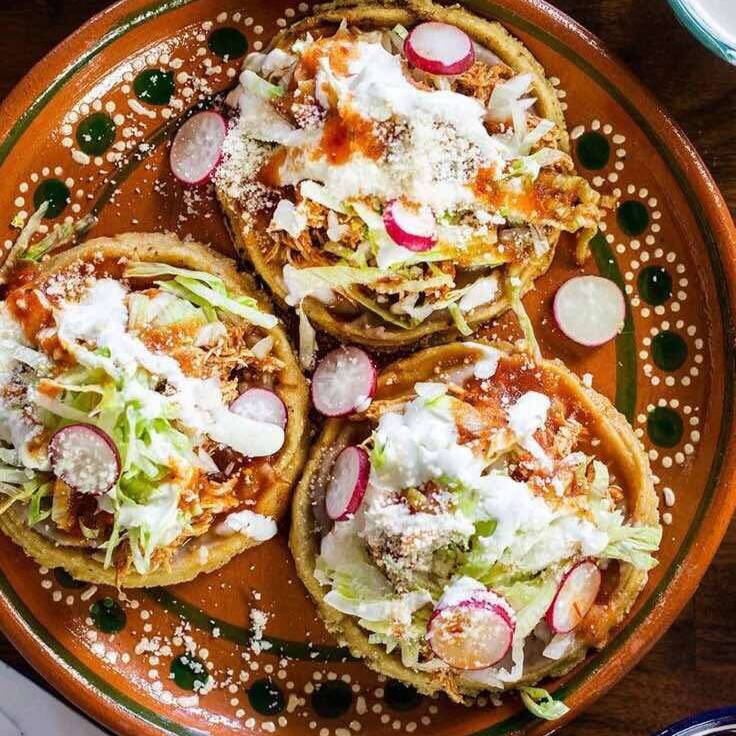 3 Sopes de Picadillo