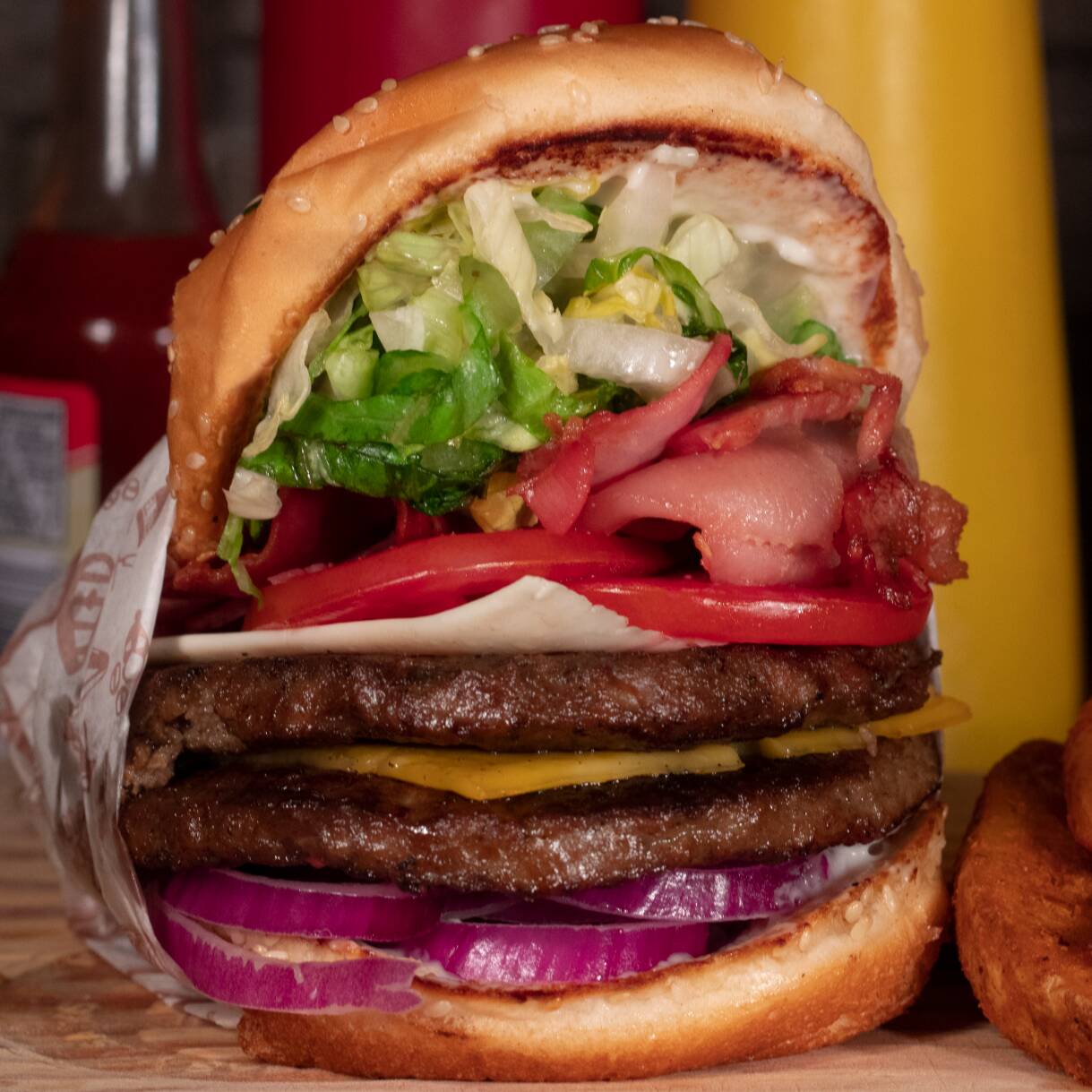 Hamburguesa La Doble Con Papas Gajo