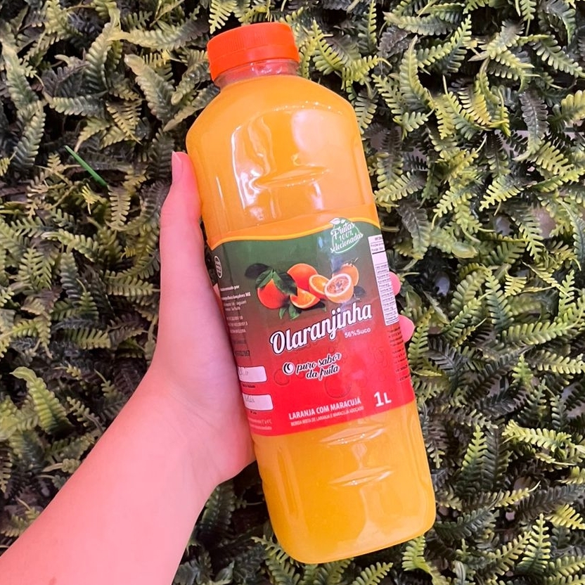 Suco de laranja com maracujá natural Laranja, maracujá, água e açúcar O Puro Sabor da Fruta
