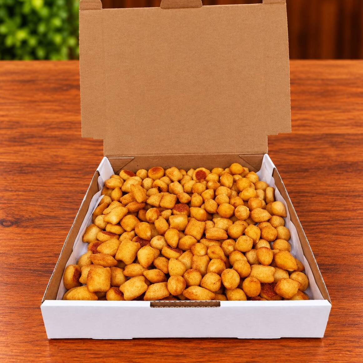 Delicie-se com 200 minis salgados de 16g , com a melhor massa feita a base de batata, muito crocante e saborosa.