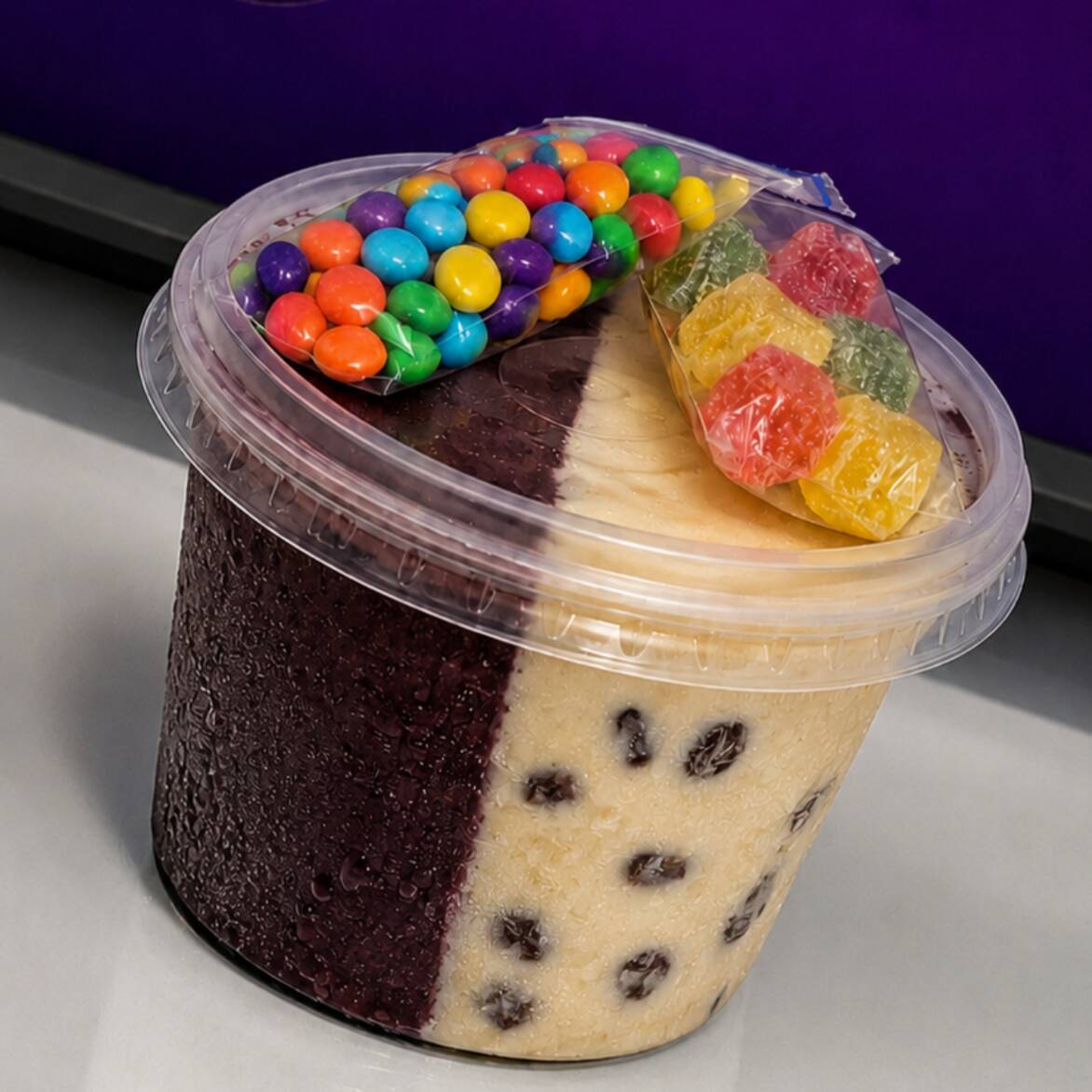 Açaí ou Creme +2 adicionais Grátis. Saboroso Açaí Puro de altíssima qualidade. Polpa seleciona para garantir o melhor do sabor do Açaí no pote de 250ml com direito a 2 Adicionais Grátis.