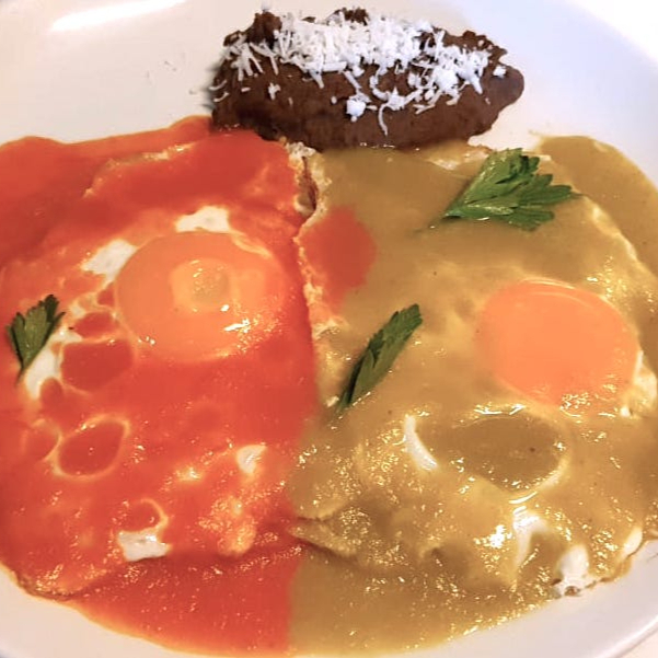 Huevos Divorciados