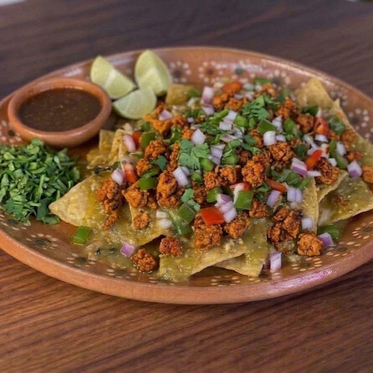 Chilaquiles con Chorizo