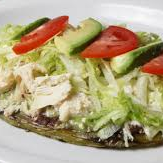 huarache de pollo asado