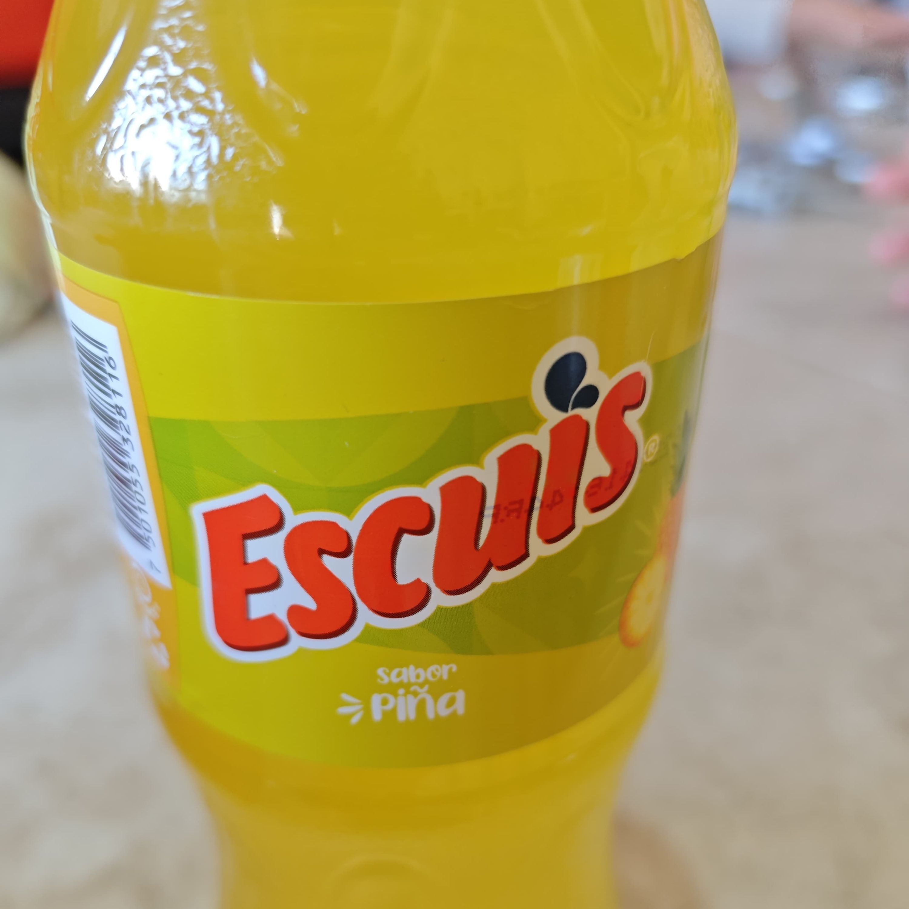 Escuis de Piña 600 ml