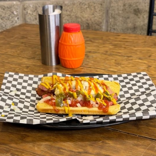 Hot Dog C/ Quesillo y Tocino