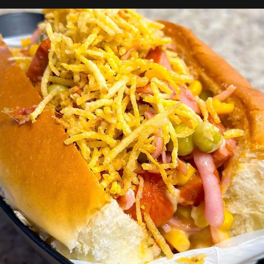 SALSICHA,PRESUNTO,MUSSARELA,MILHO,BATATA PALHA,CATCHUO E MAIONESE