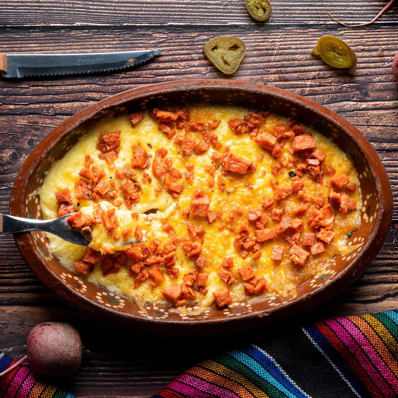 QUESO FUNDIDO CON CHORIZO