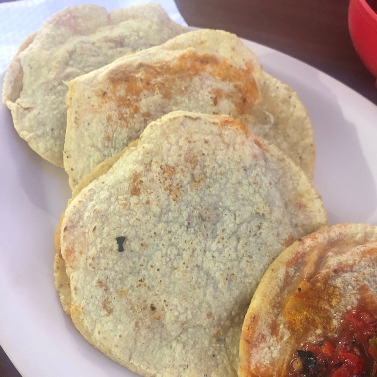 Gordita de Huevos con Chorizo