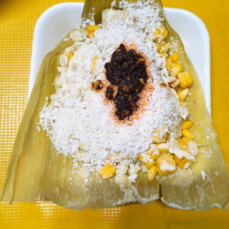 Uchepo Embarazado Amarillo