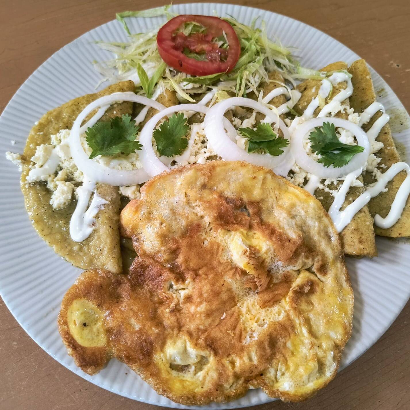 Enchiladas Verdes con Una Tortita Huevo