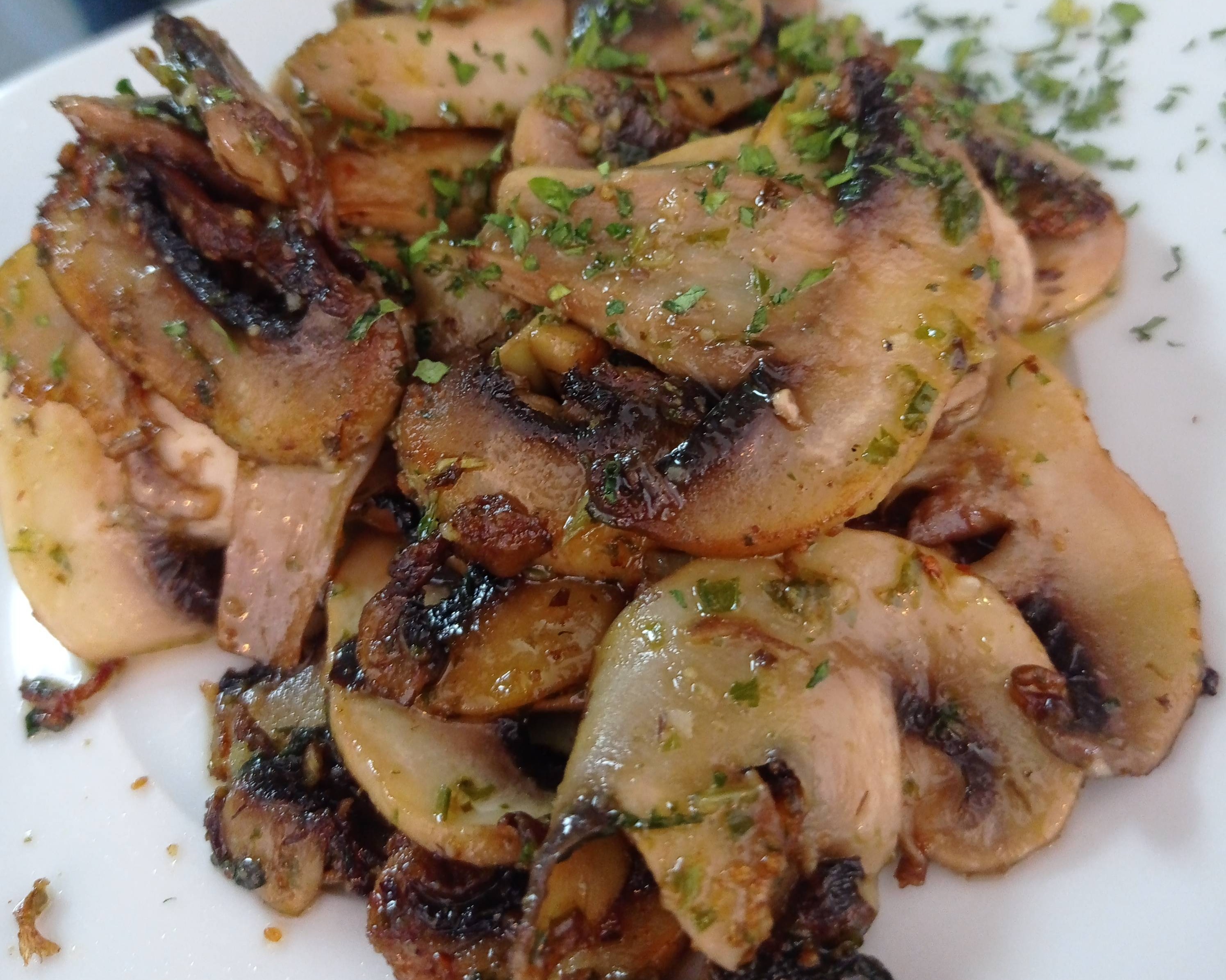 CHAMPIÑONES