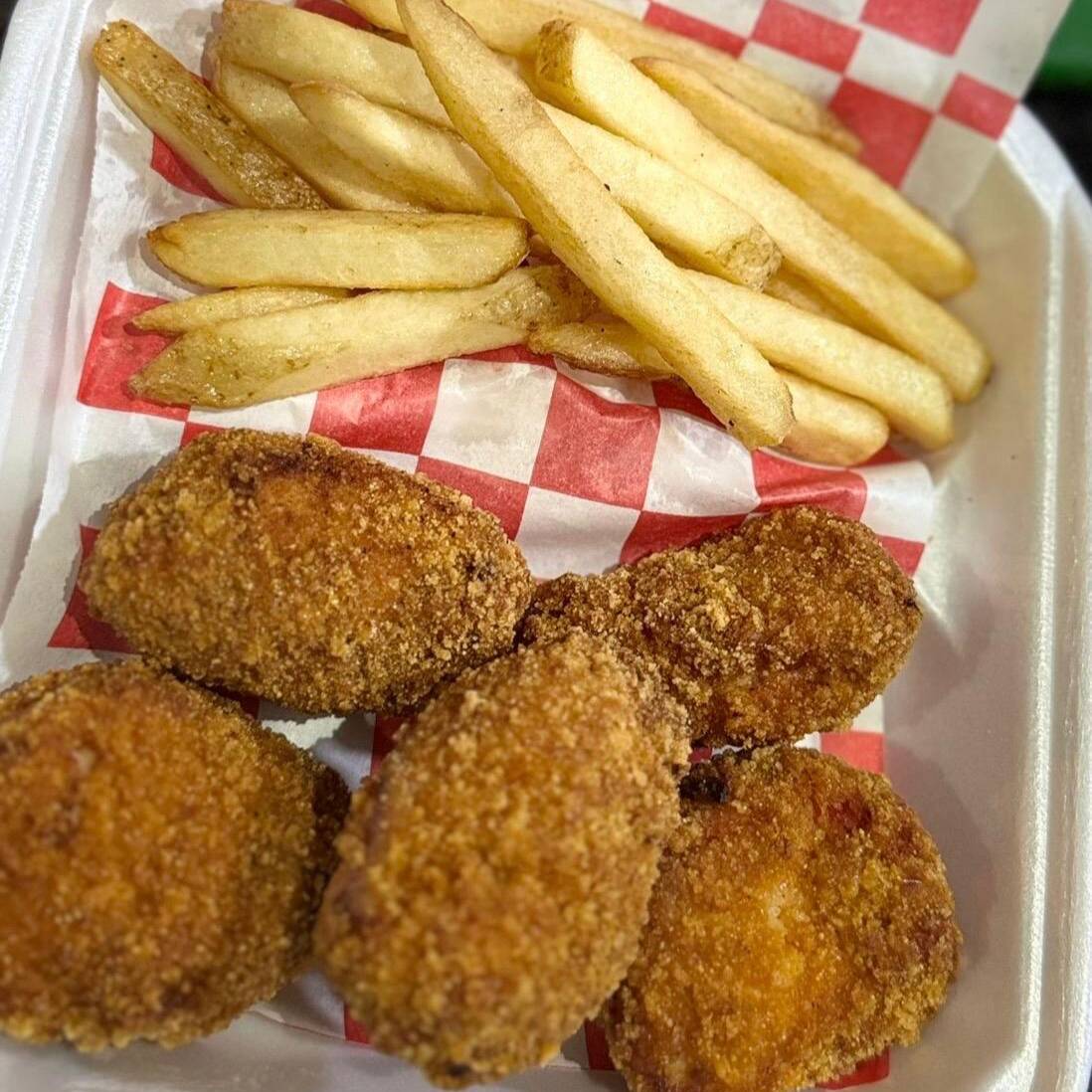 BONELES BBQ CON PAPAS