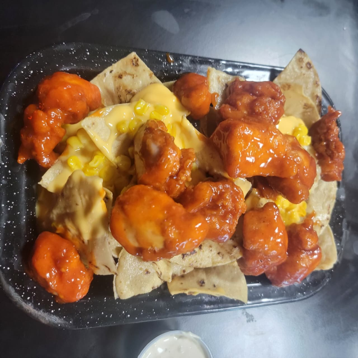 NACHO BONELESS BAÑADOS EN TU SALSA FAVORITA
