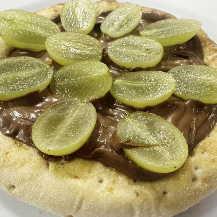 Chocolate preto e uva verde