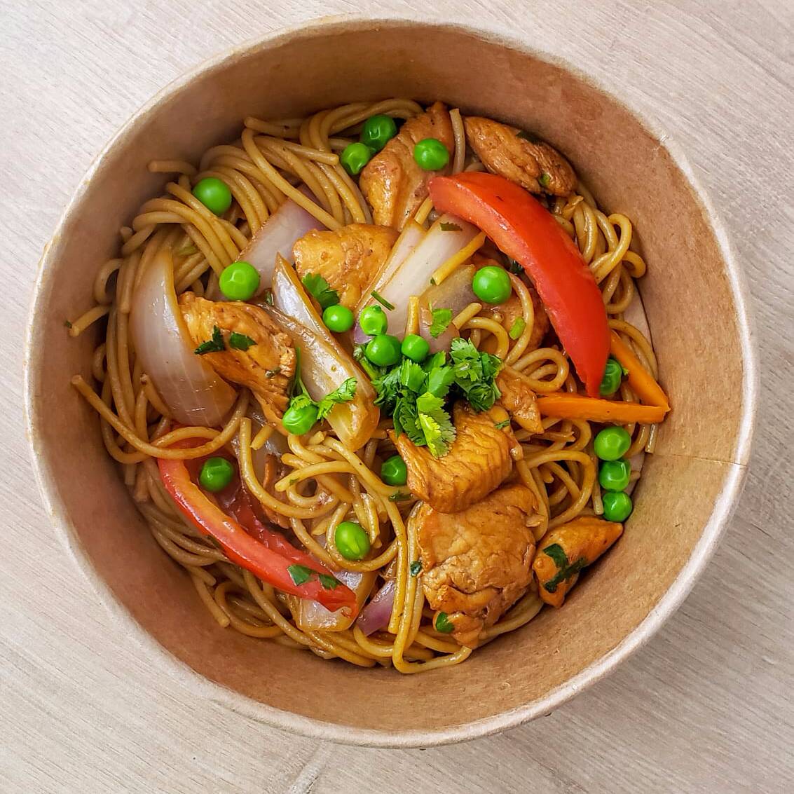 Tallarín Saltado Fit - 556 Kcal