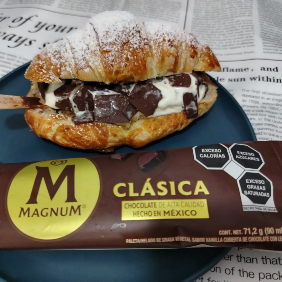 CROISSANT MAGNUM CLASICA