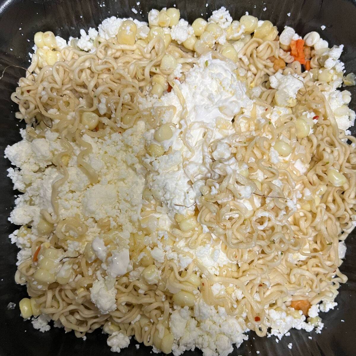 Sopa Maruchan con Elote