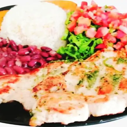 Casado con Pollo A La Plancha