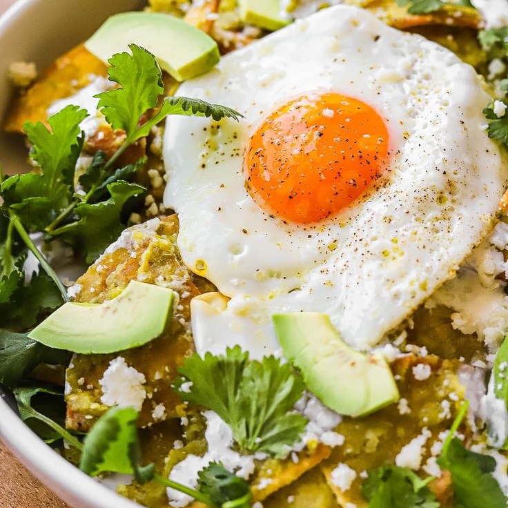 Chilaquiles Verdes con Huevo