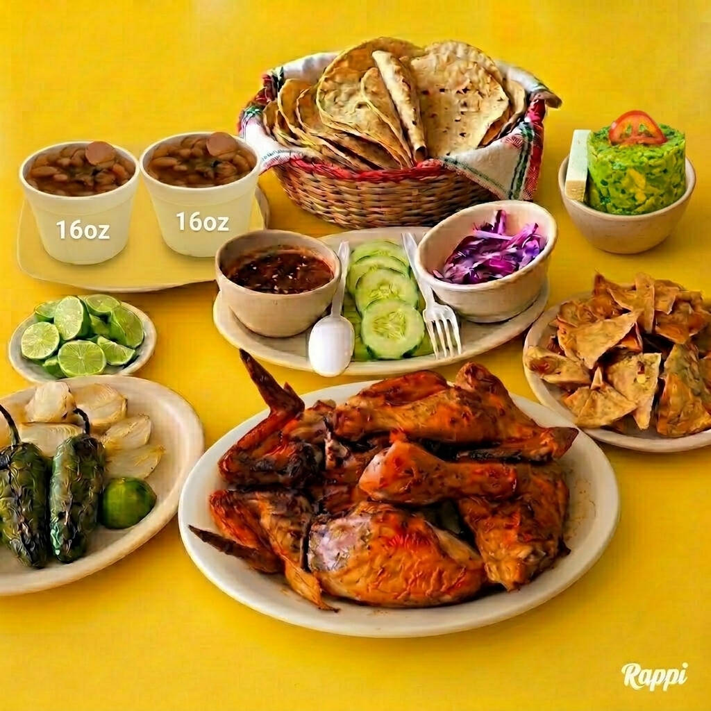 FAMILIAR: 1Pollo+2FrijolesCharros+Guacamole