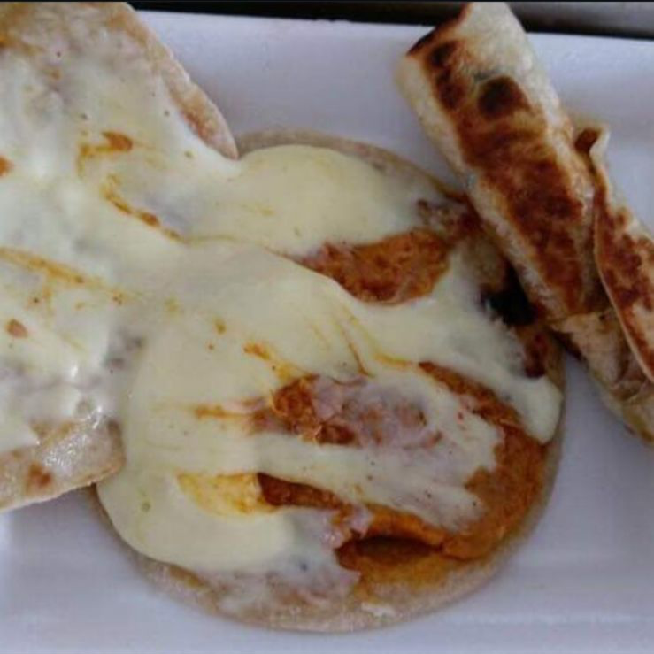 Quesadilla con Frijol
